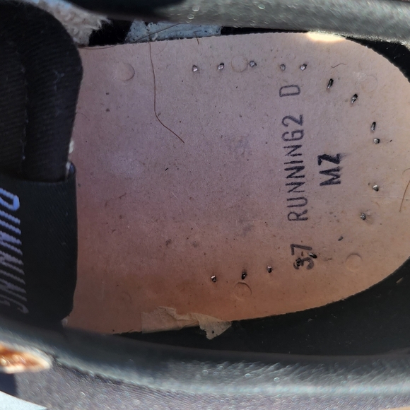 Golden goose running shoe in leopard sz 37 - Picture 8 of 8